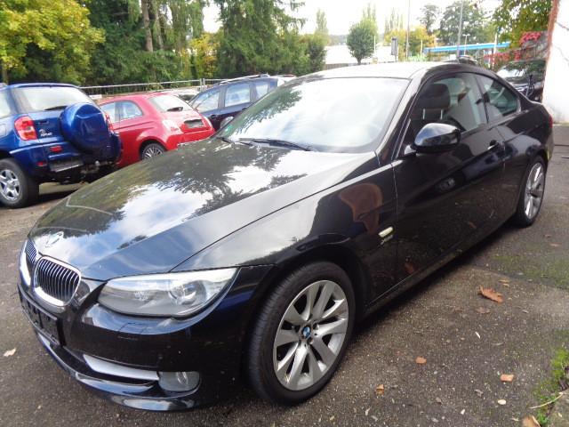 BMW 330 Baureihe 3 Coupe 330d xDrive