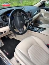 Maserati Levante Benzin 3.0 V6 316kW S GRANLUSSO 4x4 ... - Maserati Levante von privat