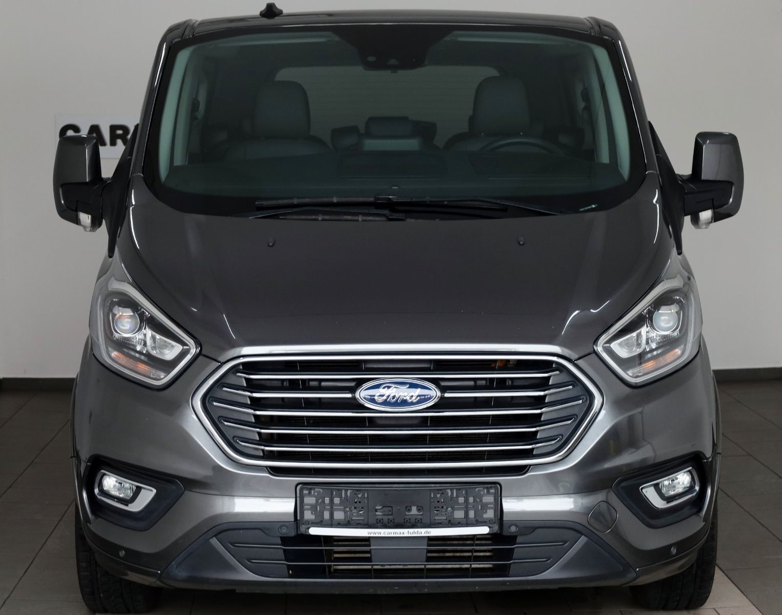 Fahrzeugabbildung Ford Transit Custom Titanium X Leder,Navi,ACC,8 Sitze