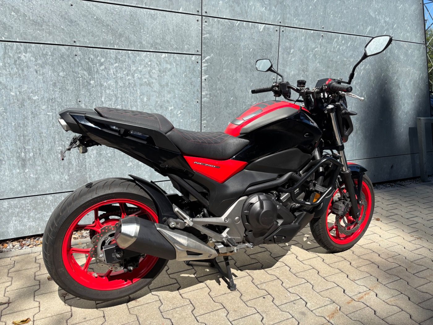 Fahrzeugabbildung Honda NC 750 S DCT