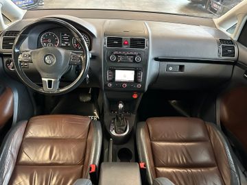 Volkswagen Touran Highline *AHK*Xenon*DAB*Klima*Navi*Kamera