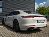 Porsche Panamera 4S E-Hybrid 20'', Sitzbelüftung, BOSE - Porsche Panamera mit Hybrid-Antrieb: Limousine