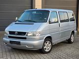 Volkswagen T4 2.5 TDi Multivan TimTom 7 Sitze Tüv 06/26 - Volkswagen T4 Multivan: Sitze