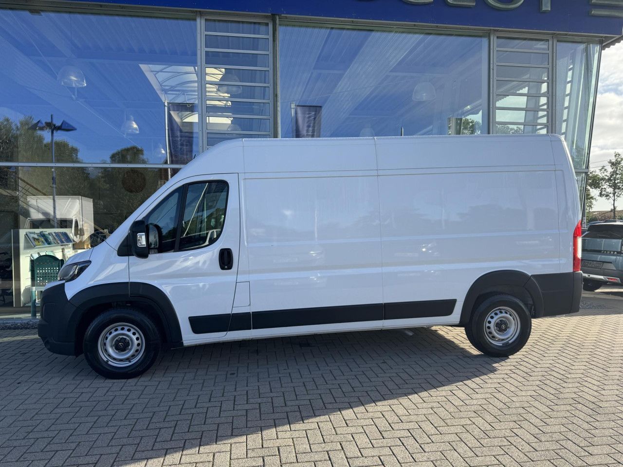 Opel Movano 2.2 BlueHDi 180 L3H2, 10 Zoll Touchscreen imagem 3