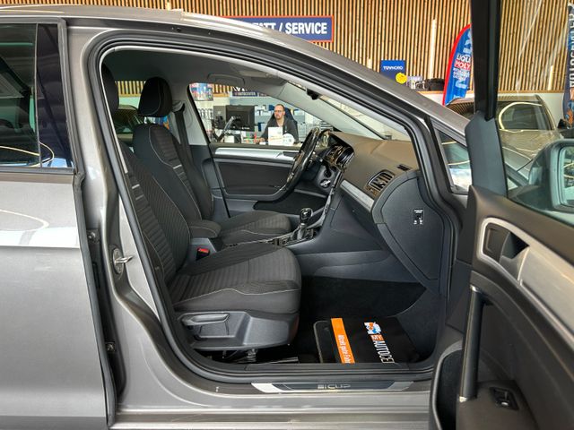 Volkswagen Golf VII Lim. Cup BMT *1.Hand*ACC*AHK*