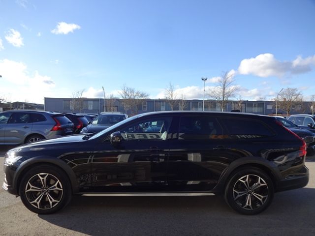 Volvo V90 Cross Country Pro B5 AWD ACC Google Standhz foto 4