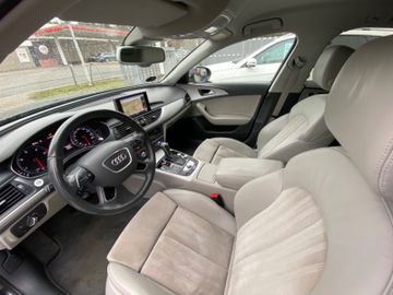 Fahrzeugabbildung Audi A6 2.0 TDI Avant Ultra*Totwinkel*StHz*Kamera*
