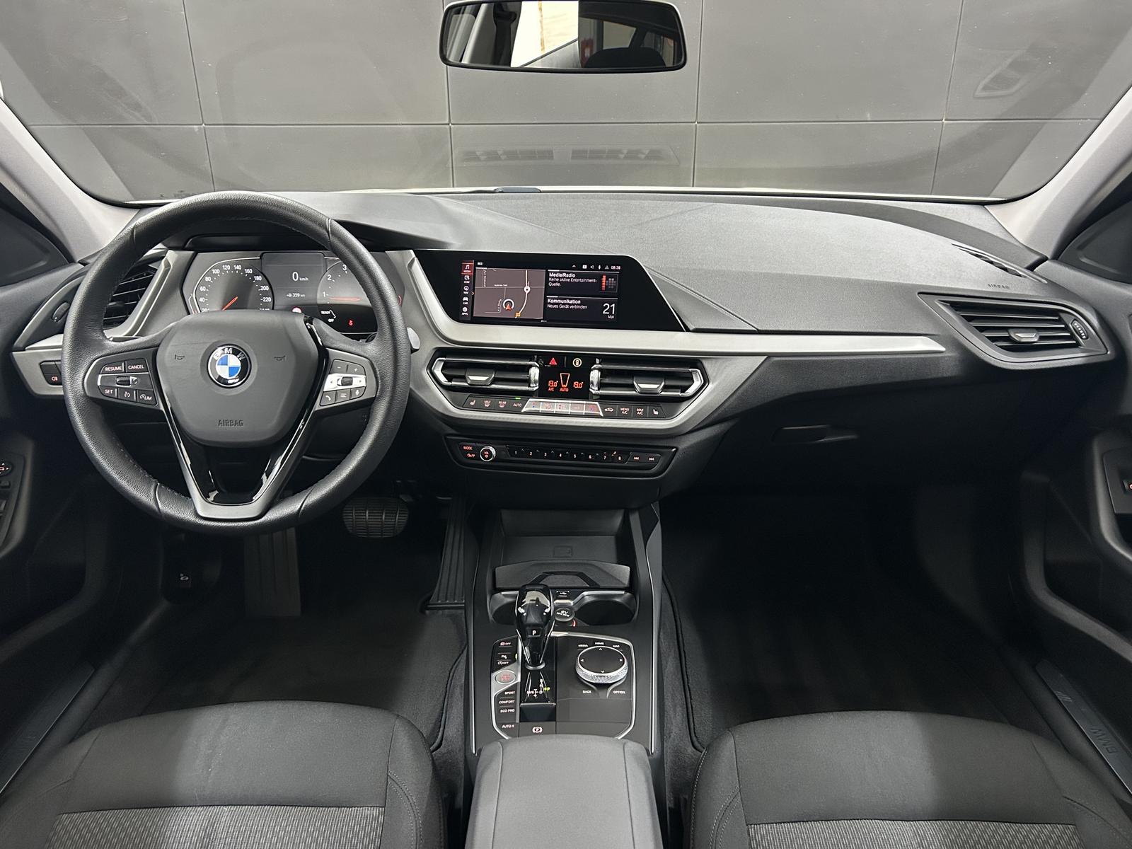 BMW 1 Series i Advantage+LED+KAM+Nav+Temp+Digitales Kombi, миниатюра 8