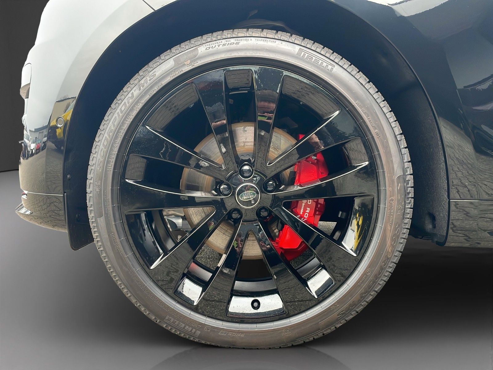 Fahrzeugabbildung Land Rover Range Rover Sport P460e Dynamic HSE 23 Zoll