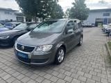 Volkswagen Touran United - Volkswagen Touran aus 2009: United