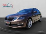 Skoda OCTAVIA COMBI 1.8TSI DSG 4x4 CLEVER+NAVI+PANO - Skoda Octavia mit Benzin-Antrieb: Allradantrieb, Kombi, 1.8