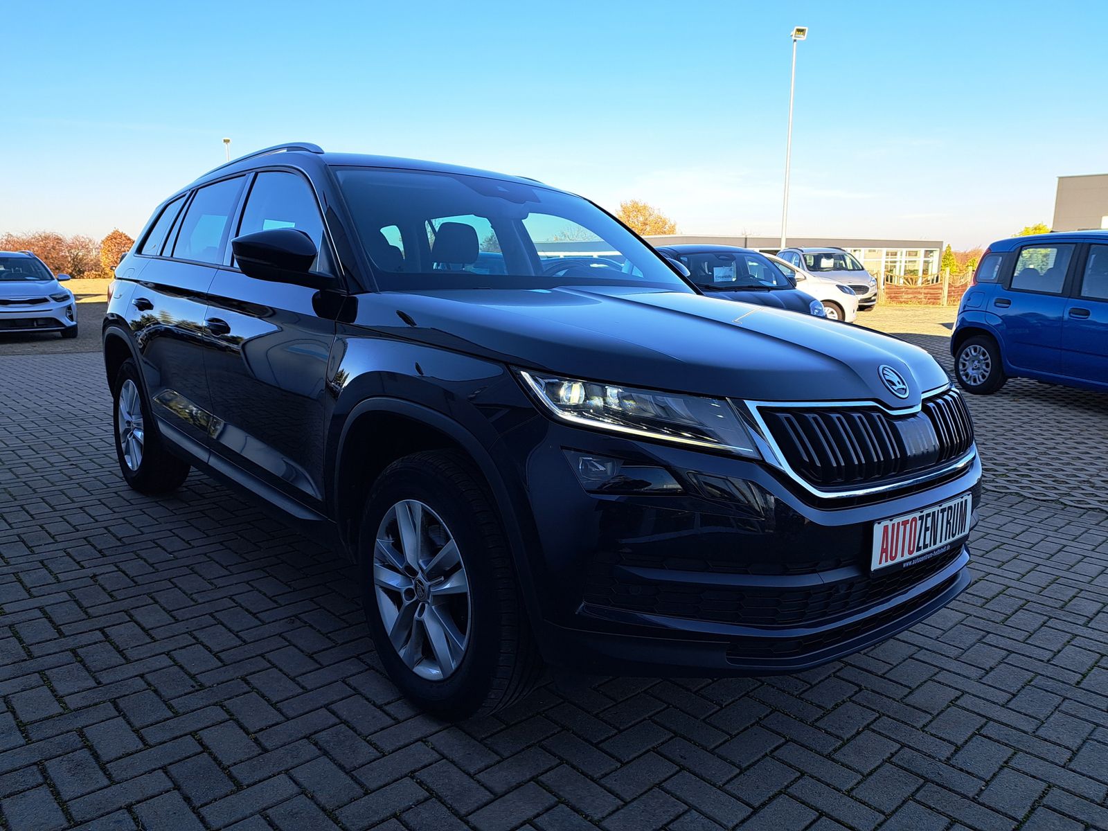 Fahrzeugabbildung SKODA Kodiaq 2.0 TDI DSG 7-SITZE LED NAVI KAMERA ACC