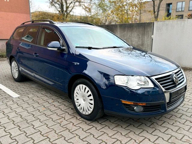 Volkswagen VW Passat 2.0 TDI/Topzustand/1.HAND/AHK/ZH...