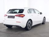 Mercedes-Benz A 180 Kompaktlimousine Navi*PDC*LED*SpurH*SHZ - Mercedes-Benz A-Klasse in Köln