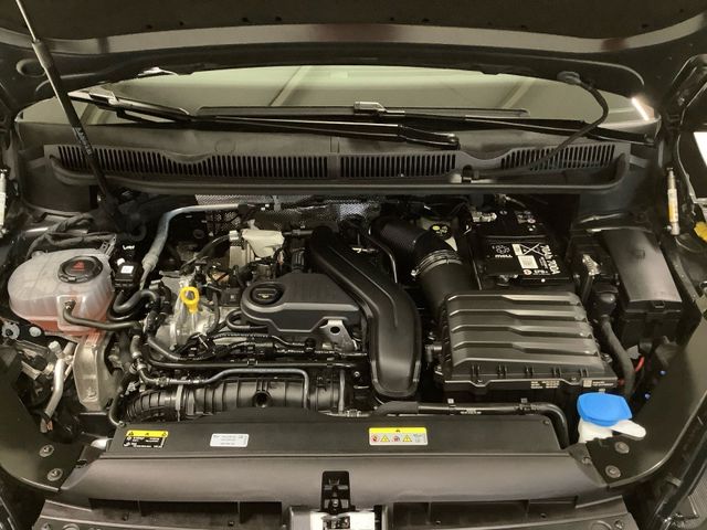 Touran Comfortline R-Line Black Style 1,5 TSI 11