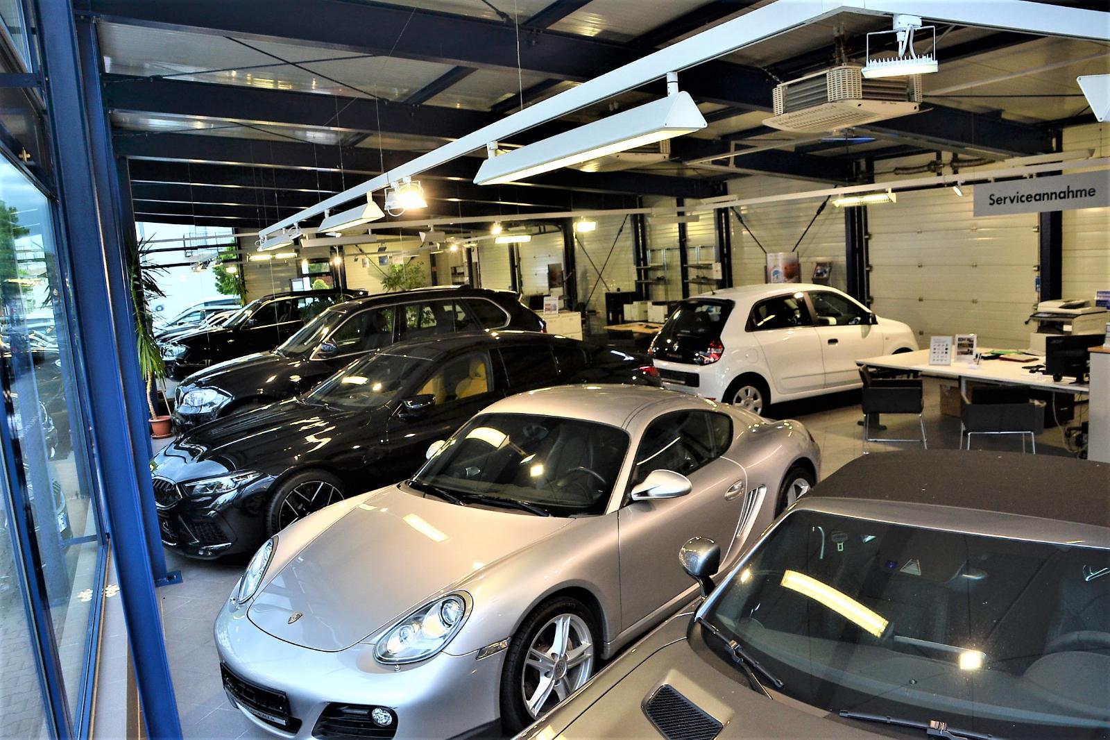 BMW 320 d xDrive Limo*1.HAND*LED*NAVI*PDC*