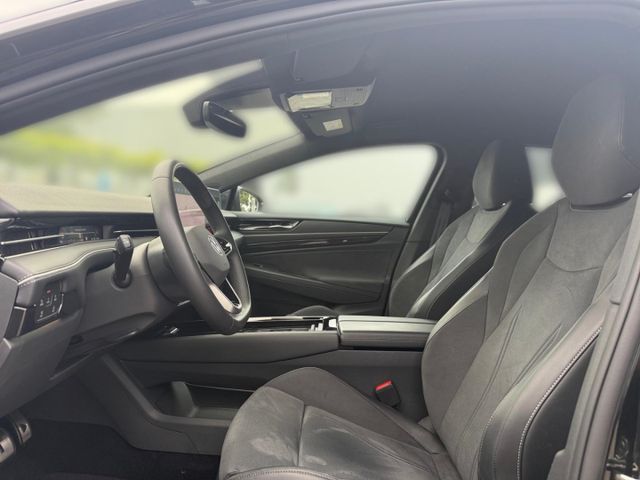 ID.7 Tourer Pro electric 210kW AHK-el. Navi 360