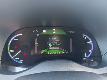 Toyota Yaris Cross - 12