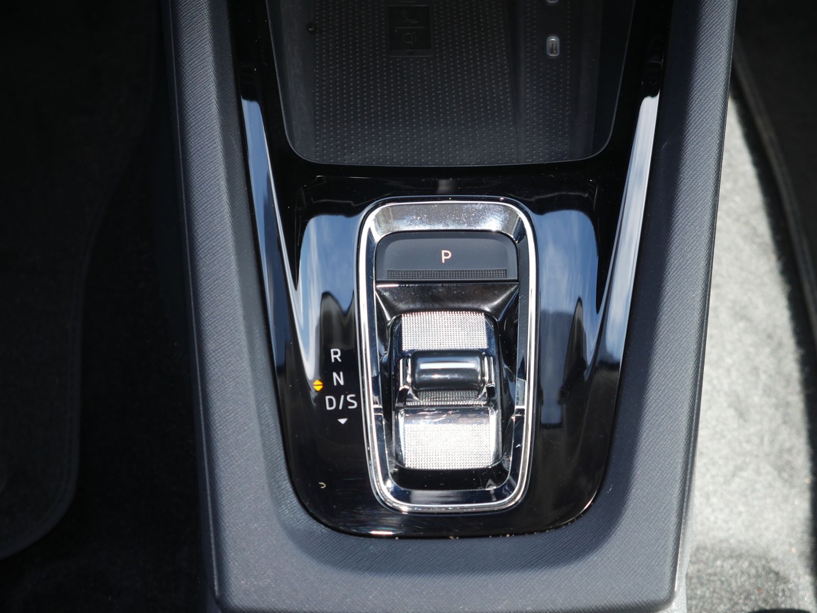 Skoda Octavia Combi 2.0 TDI Ambition DSG NAVI TEMPOMAT foto 8