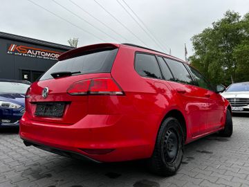 Volkswagen Golf - 6