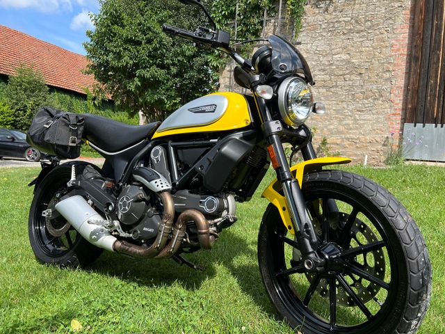 Ducati Scrambler Top gepflegt 1A Zustand