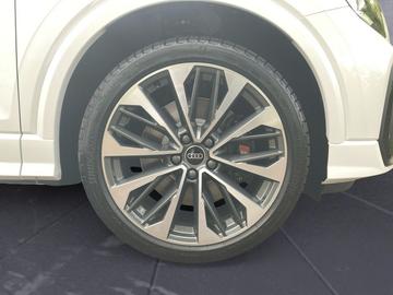 2026 AUDI SQ2 照片 8
