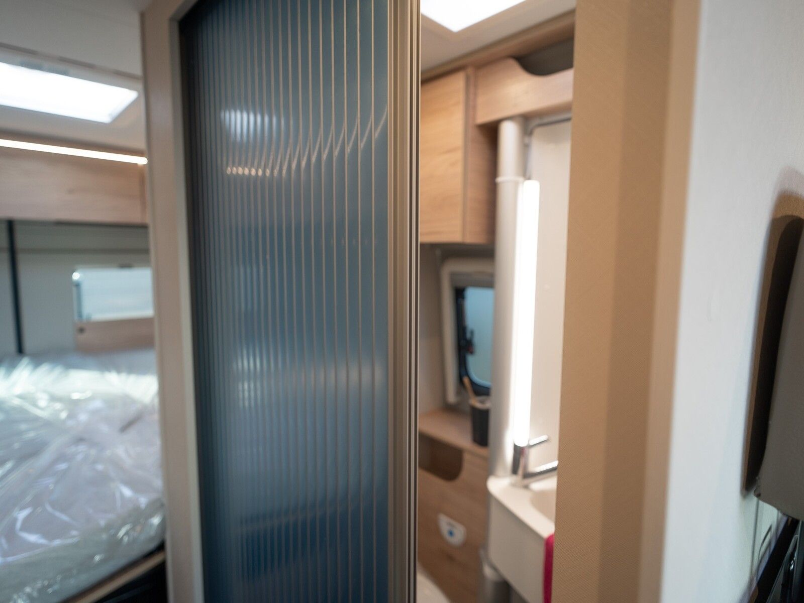 Fahrzeugabbildung Dethleffs Globetrail 640 ES Fiat 95 Jahre Paket