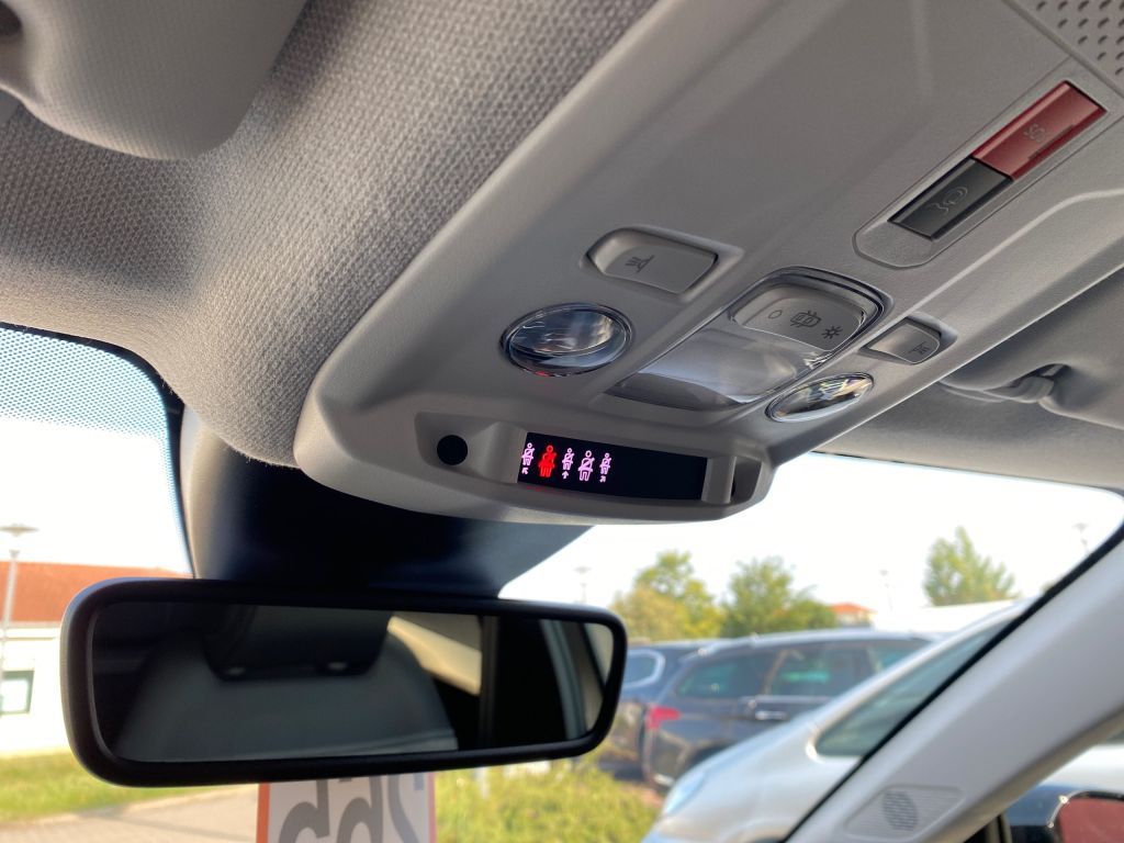 Fahrzeugabbildung Citroën C4 PureTech 130 S&S MAX *Kälte-Paket*