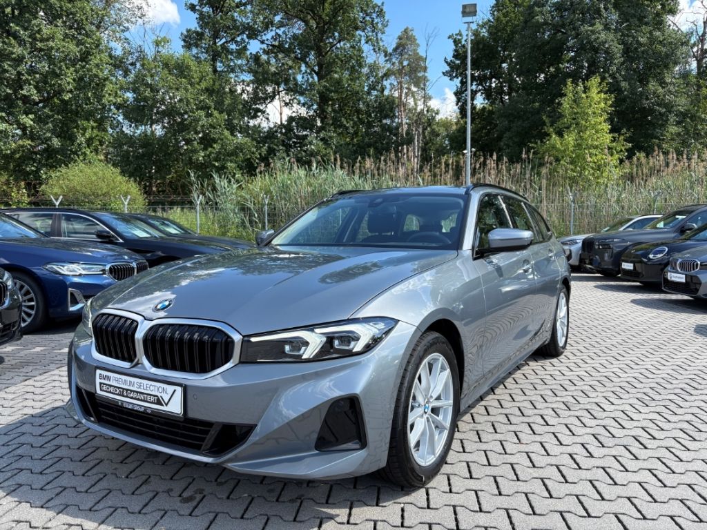BMW 318 iA Tour Navi Alarm Komf-Zug. Kamera Alu el.H