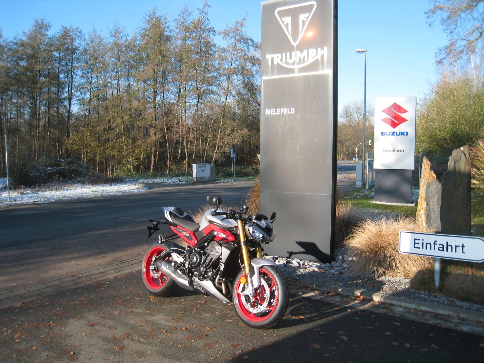 Triumph Die NEUE Street Triple RX*Sofort Verfügbar*128PS