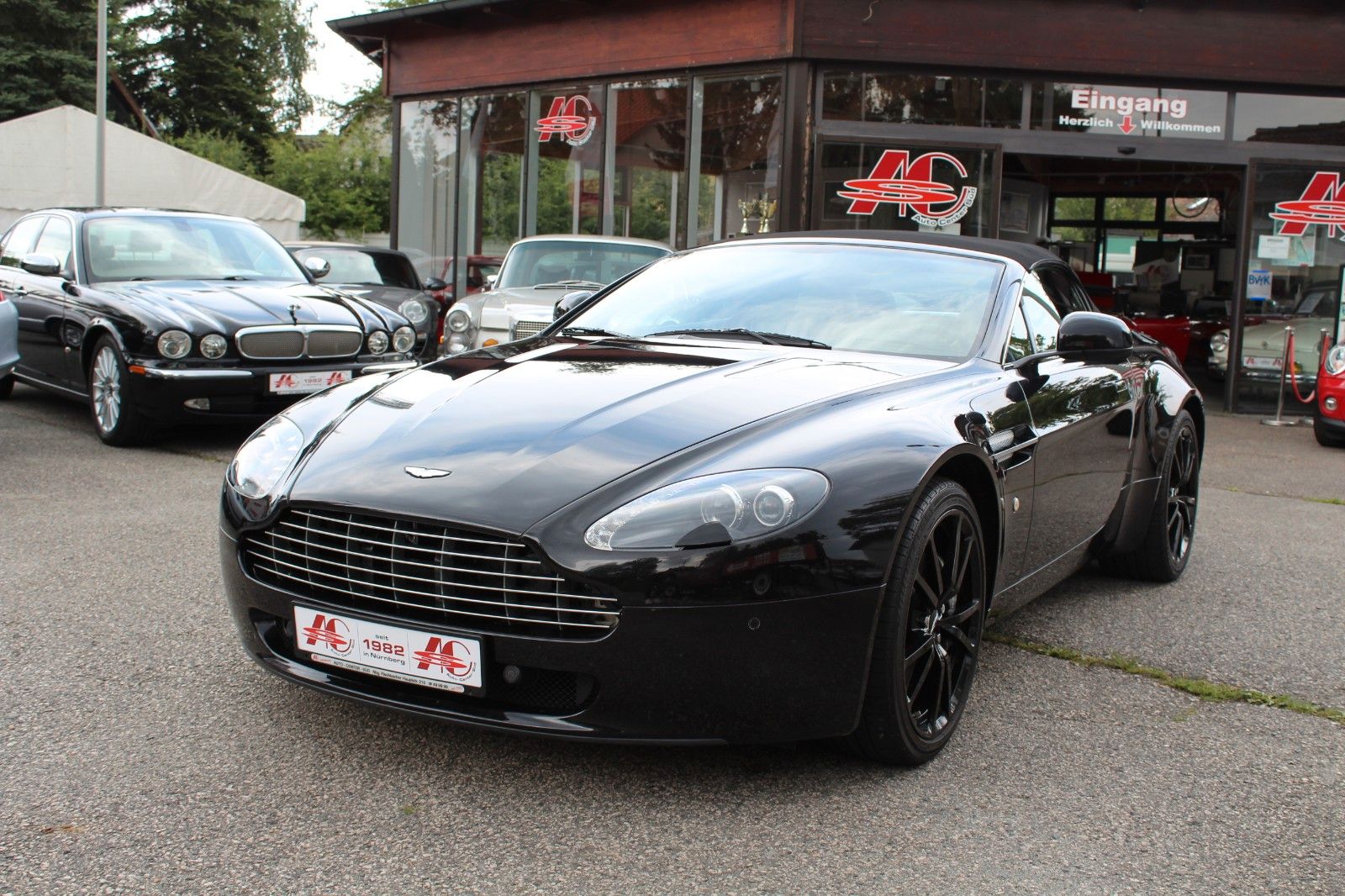 V8 Vantage Roadster 4.7l Sportshift Schön!