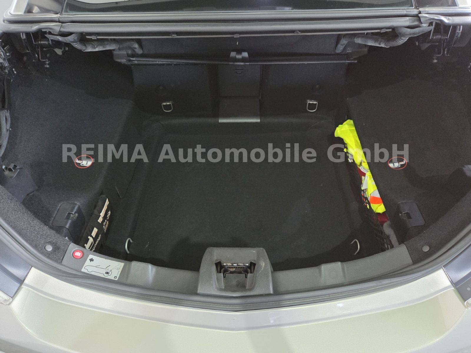 Fahrzeugabbildung Opel Astra 1,8i  H Twin Top Edition
