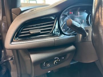 MYAUTOCENTER – Gebraucht- und Jahreswagen mit Werkstattservice in Pfaffenhofen Opel Insignia B Sports Tourer Elegance *TÜV*LED*Navi*