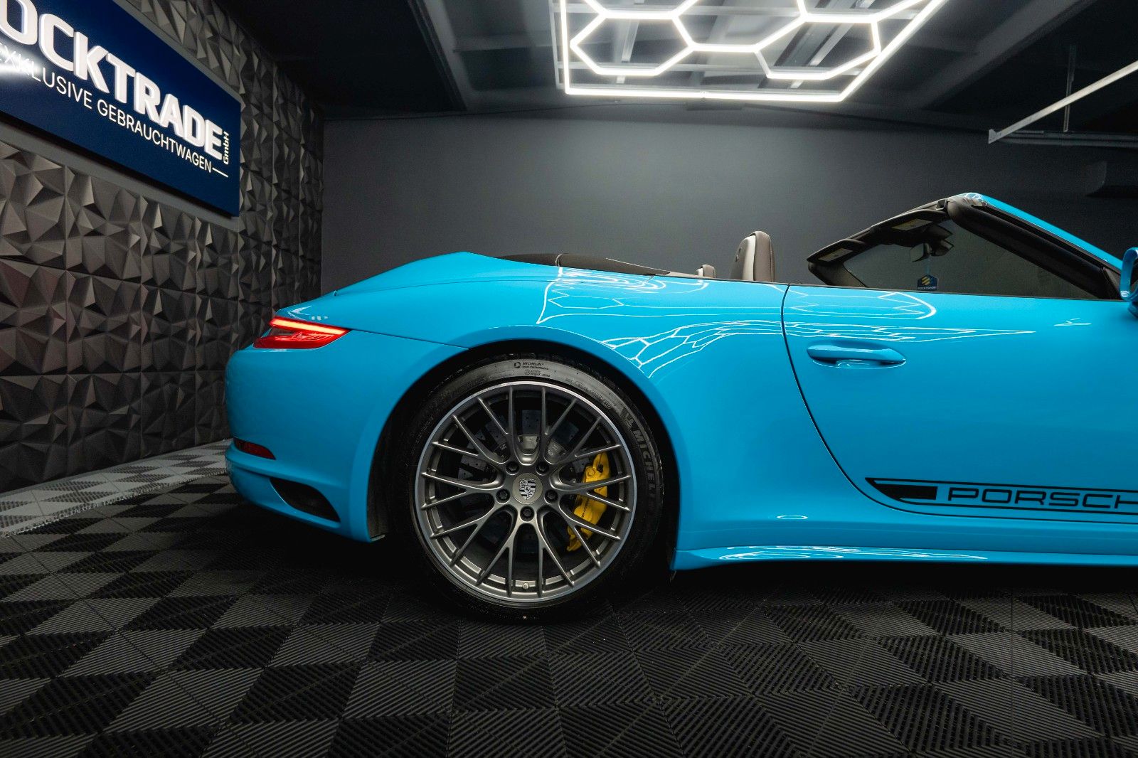 Fahrzeugabbildung Porsche 991.2 911 Carrera 4 S GTS Cabrio *Lift*Keramik*