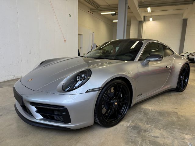 Porsche 911 GTS *Approved*Sportabgas*Carbonpaket*BOSE*