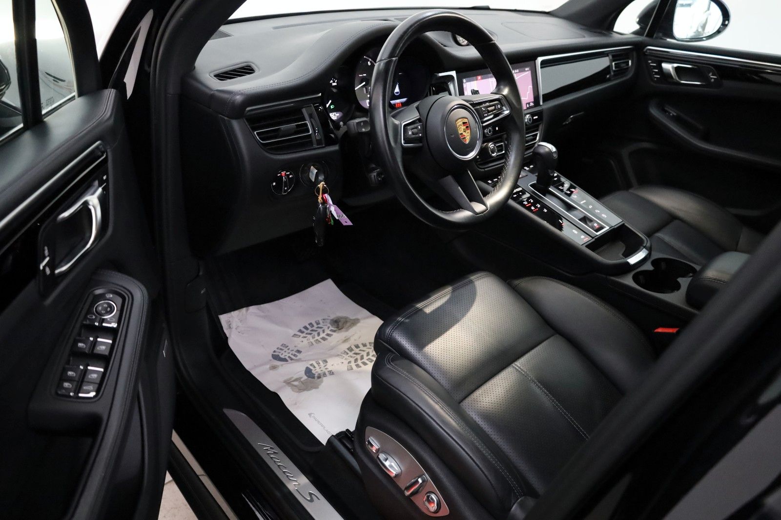 Fahrzeugabbildung Porsche Macan S Leder,Navi,LED,PanDach,BOSE,Sport-Chrono
