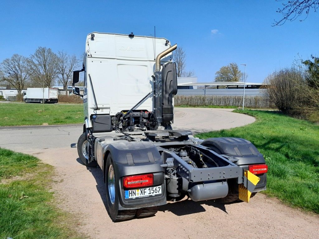 Fahrzeugabbildung DAF FT XF 530 NGD, PXP 4x4