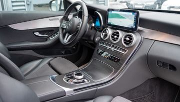 Fahrzeugabbildung Mercedes-Benz C 300de 9G-TRONIC AVANTGARDE LED|KAMERA|KEYLES