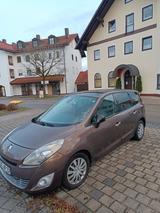 Renault Grand Scenic Bose Edition dCi 130 Bose Edition - gebrauchte Renault Grand Scenic aus dem Jahr 2011