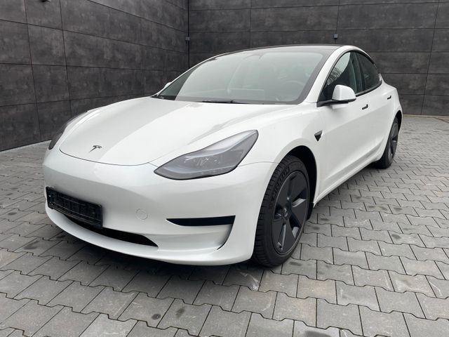 Tesla Model 3 Hinterradantrieb RWD  1.Hand 