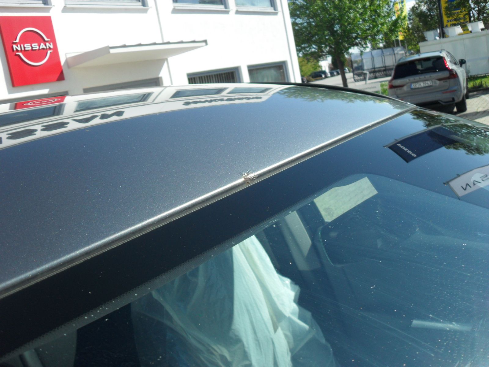 Fahrzeugabbildung Volvo XC 60 2.0 Automatik - Momentum 2WD
