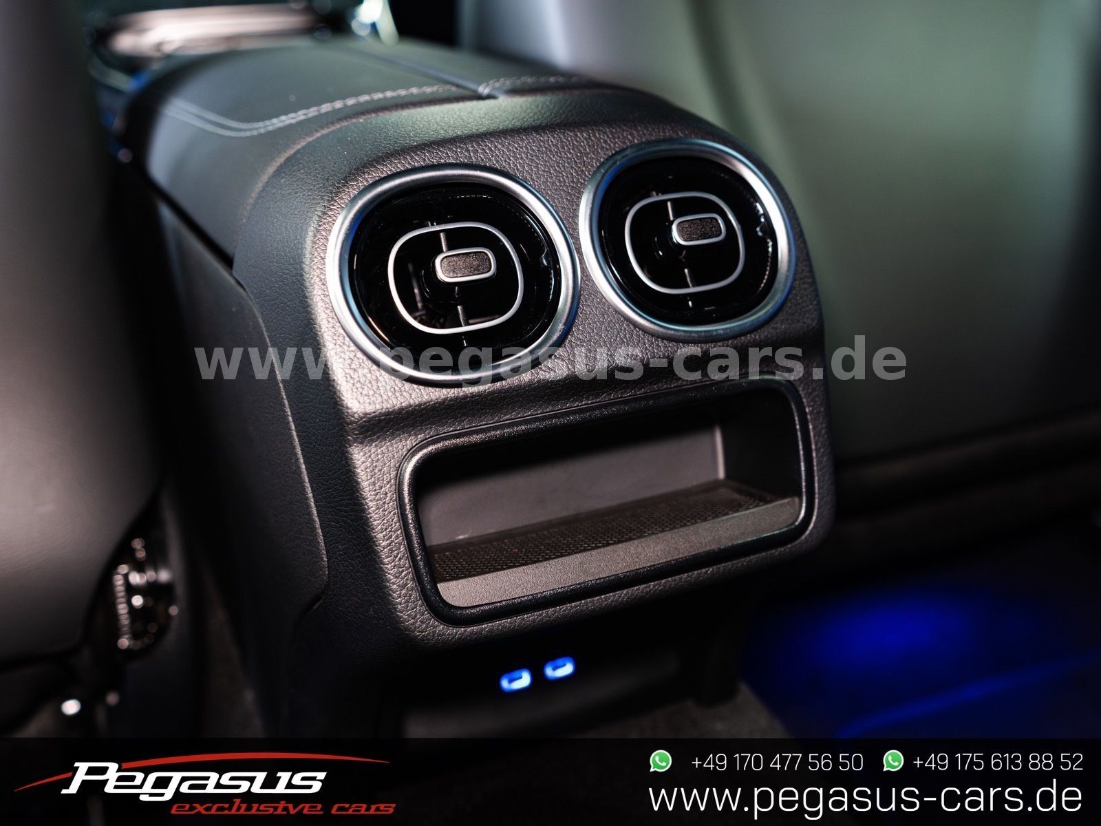 MERCEDES-BENZ CLE 200 - 33