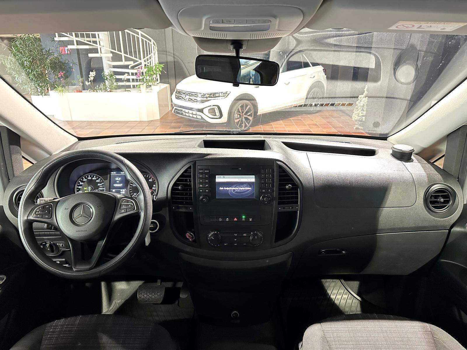 Mercedes-Benz VITO TOURER 114 4X4 LANG 2xSCH-TÜR 8SITZE STANDH