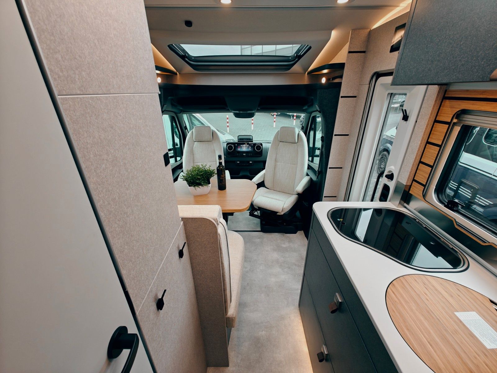 Fahrzeugabbildung HYMER / ERIBA / HYMERCAR ML - T 580 4x4 2026 - SOFORT LIEFERBAR!