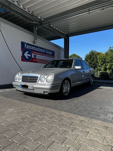 Mercedes-Benz E320 W210 M104 | LPG