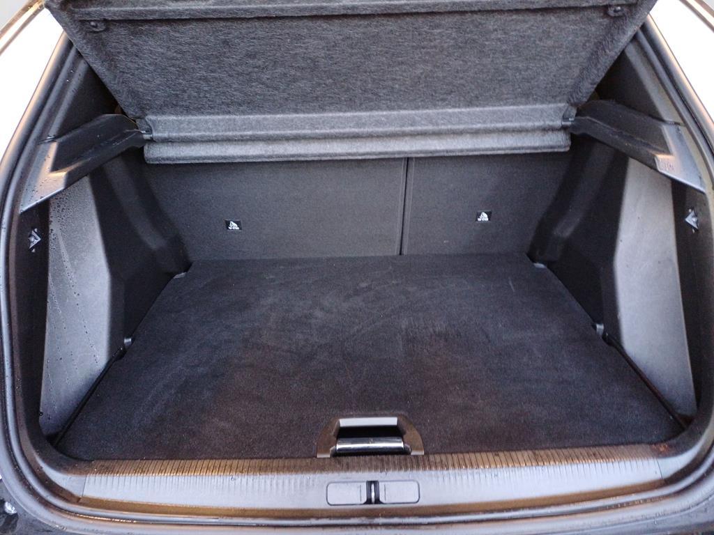 Peugeot 2008 BlueHDi 130 Allure Pack EAT8
