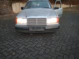 Mercedes-Benz W124  E 260 - Mercedes-Benz E 260 von privat