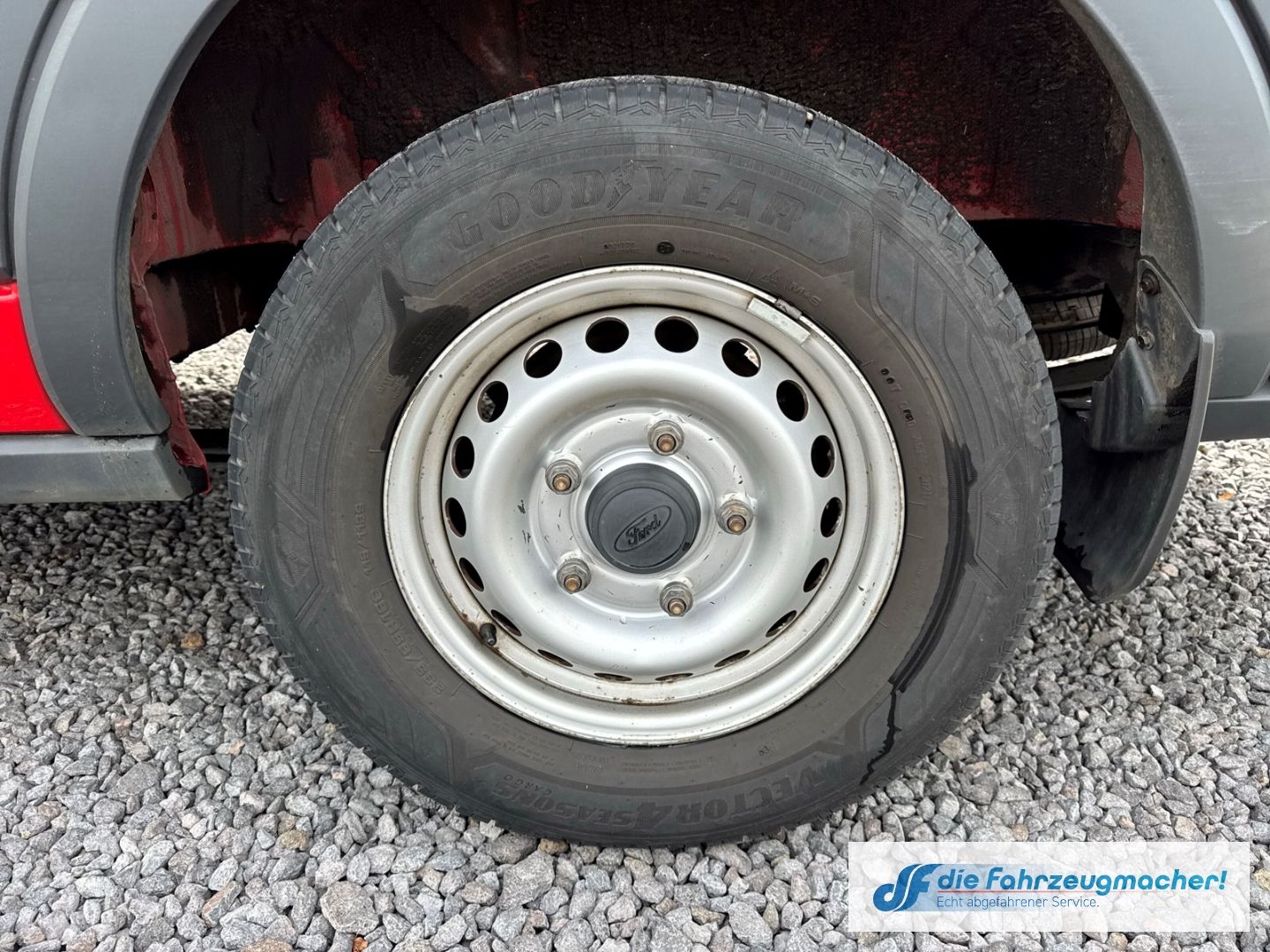 Fahrzeugabbildung Ford Transit Kombi 350 L3 2.2 TDCi DPF *4076