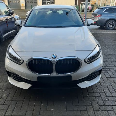 BMW 116d Navi-17" Alu-LED-PDC-Lenkradheizung