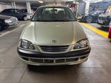 Toyota avensis 1.8 benziner 1hand - gebrauchte Toyota Avensis aus dem Jahr 1998